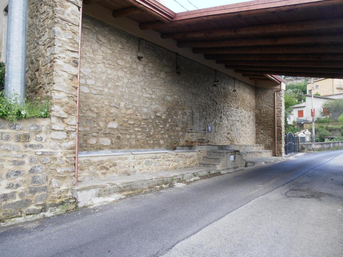 B & B Il Campanile Perdifumo Exterior photo