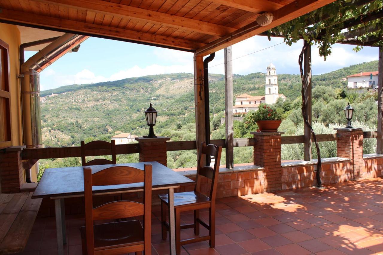 B & B Il Campanile Perdifumo Exterior photo